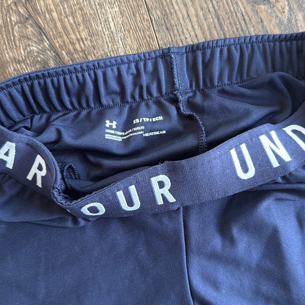Under Armour Athletic Shorts Set ladies XS (2 pair) - Picture 3 of 8